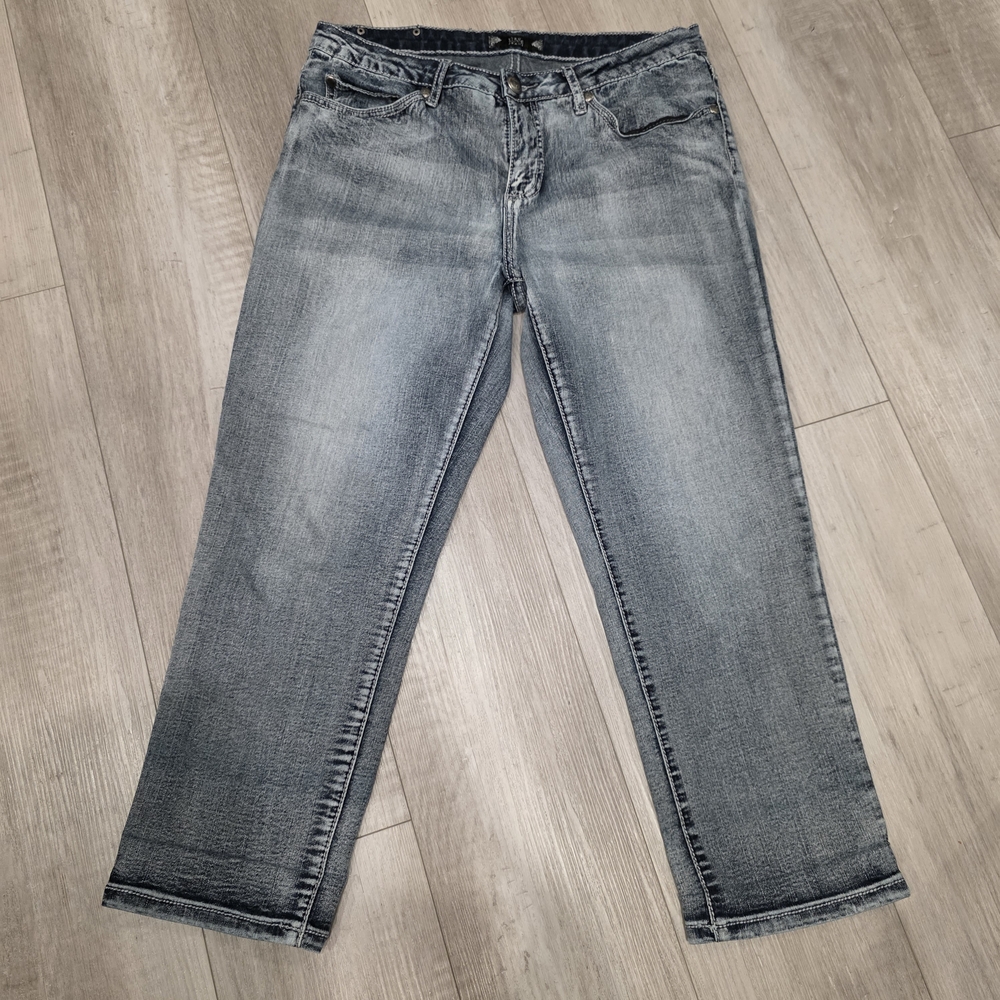 True Luxe Toronto Embellished Fleur De Lis Capri Jeans Women's 31 Blue Denim Y2K - Picture 5 of 16